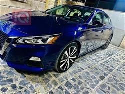 نيسان ألتيما